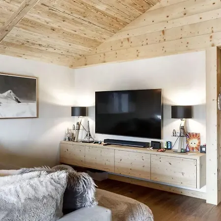 Chalet Goumettaz Getaway Modern Comfort With Pool Access